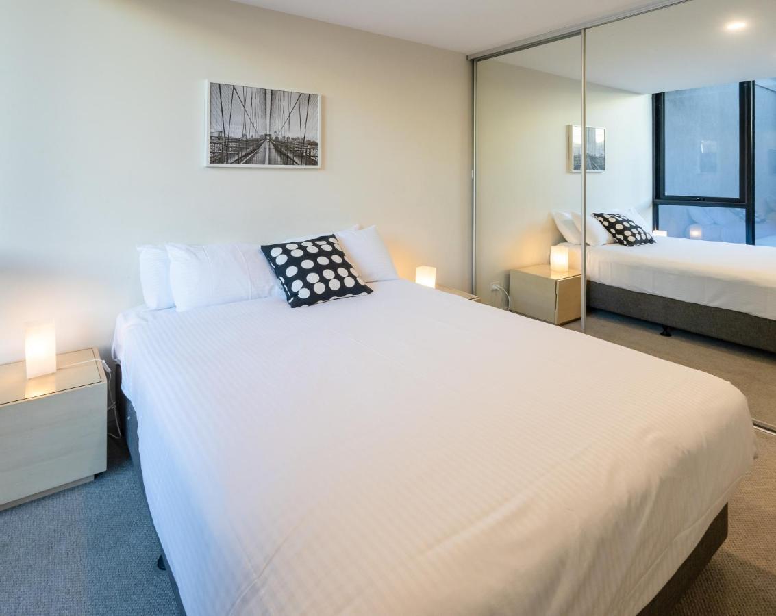 Melbourne City Apartments - Teri Екстериор снимка